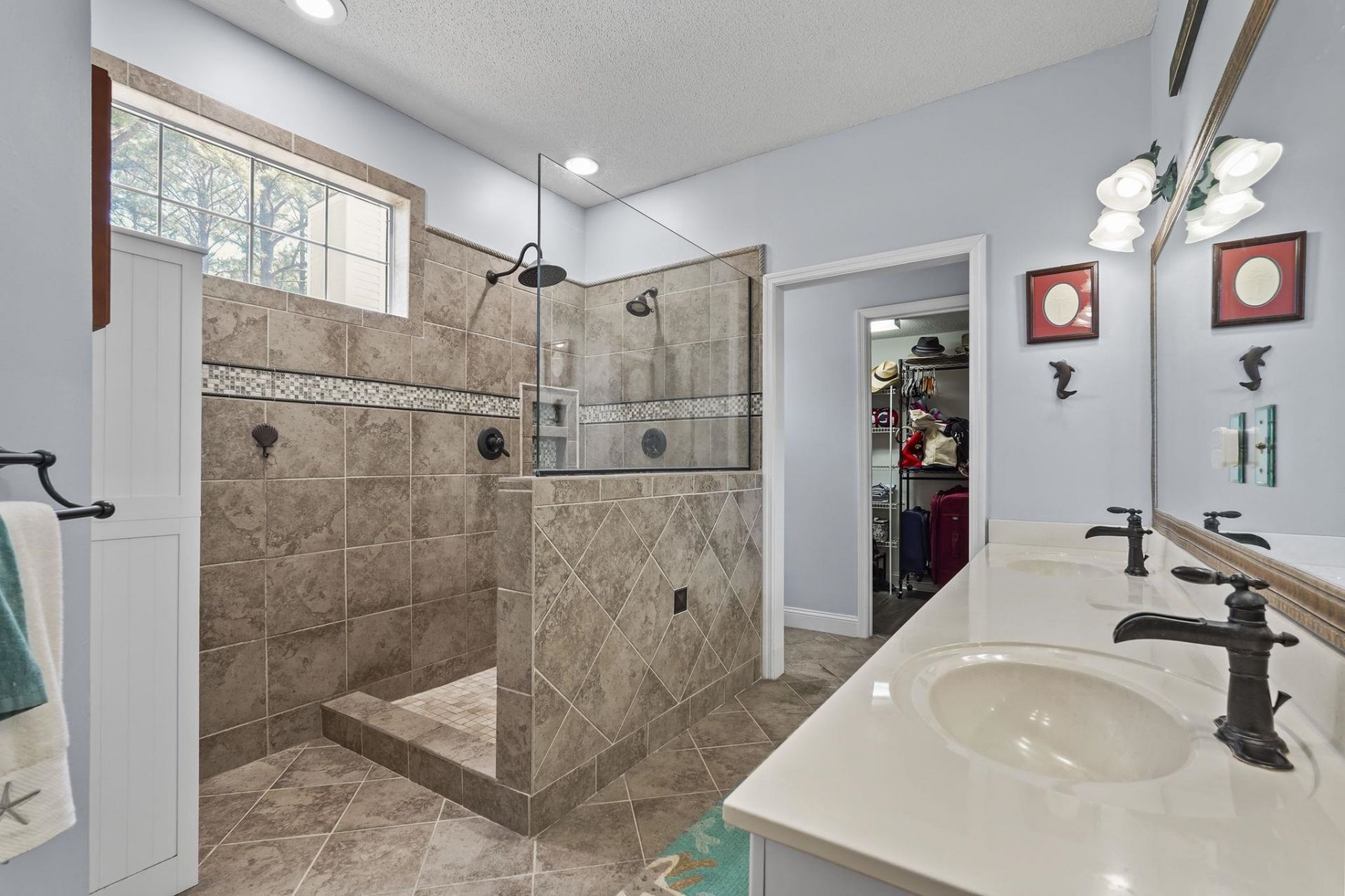 4889 Westwind Dr. Photo 11