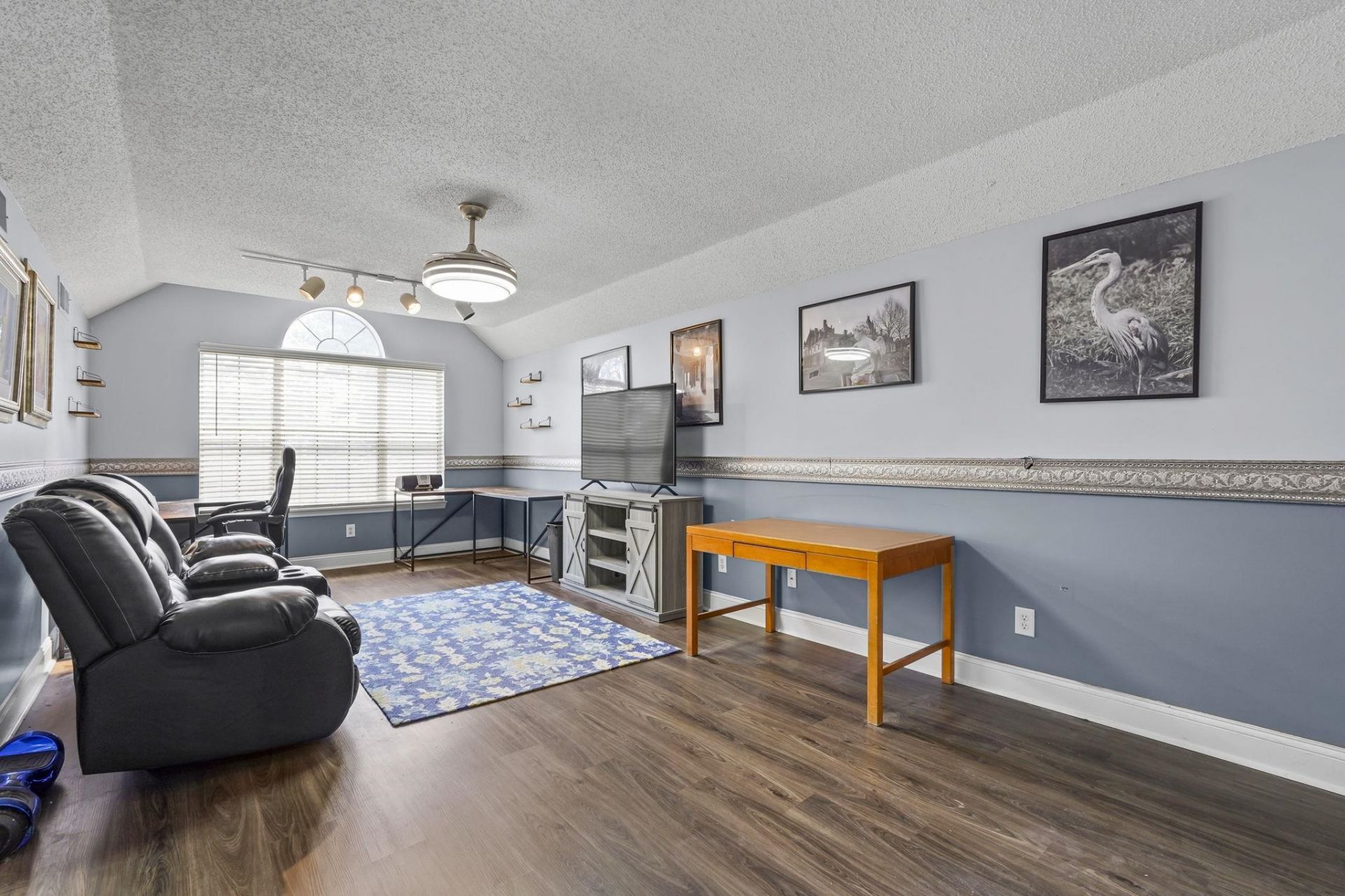 4889 Westwind Dr. Photo 32