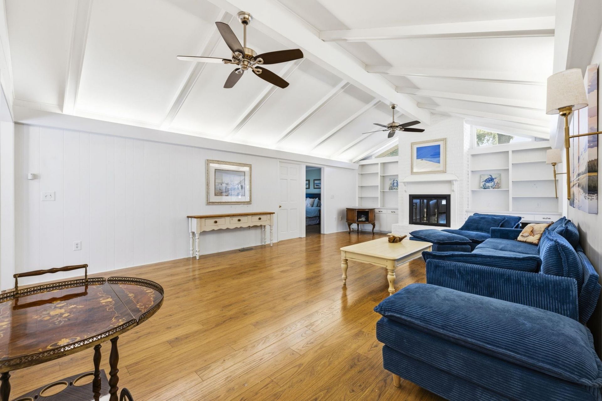 268 Lakeshore Dr.  Photo 12