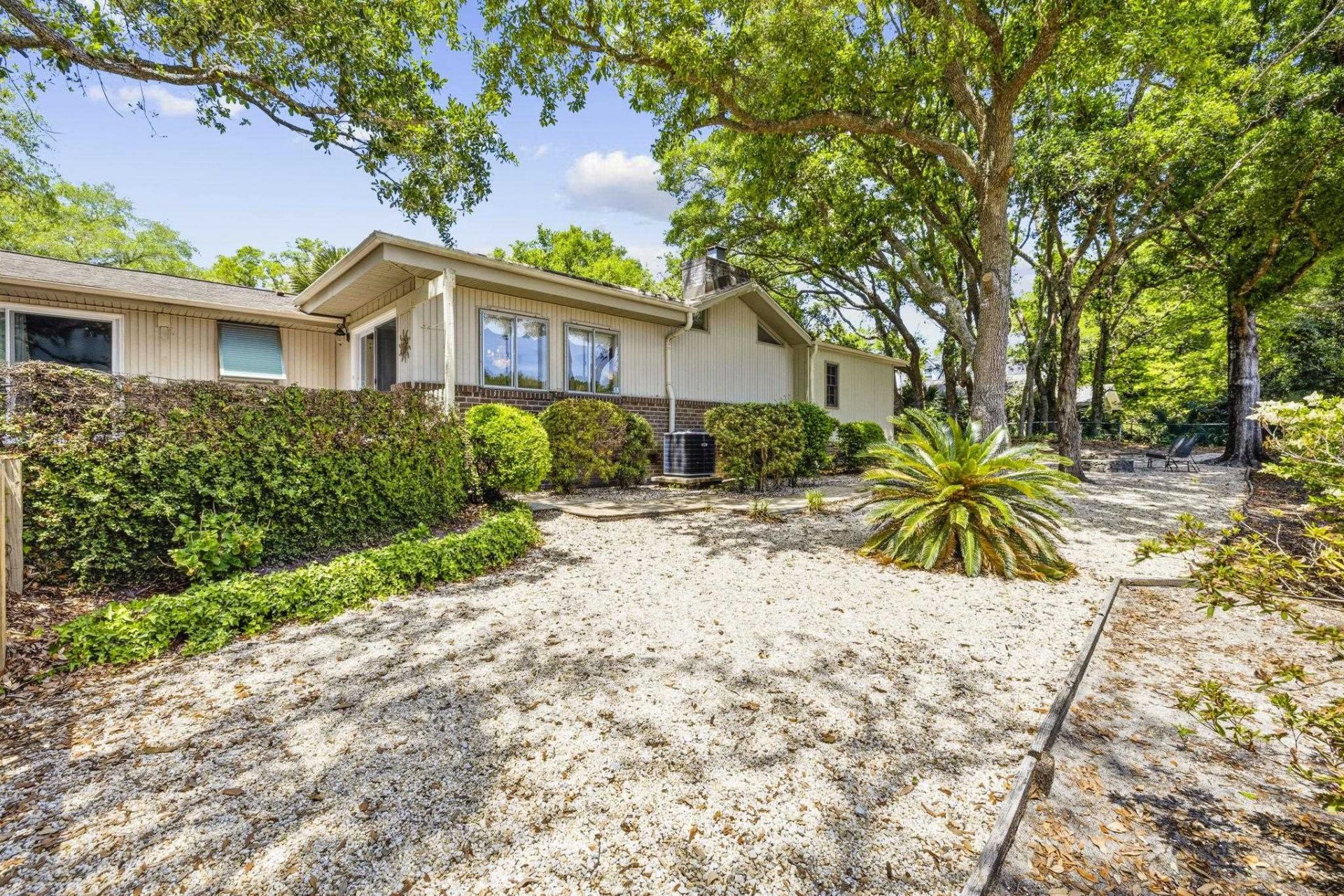 268 Lakeshore Dr.  Photo 40