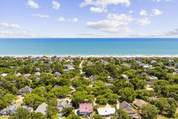 268 Lakeshore Dr.  photo 4