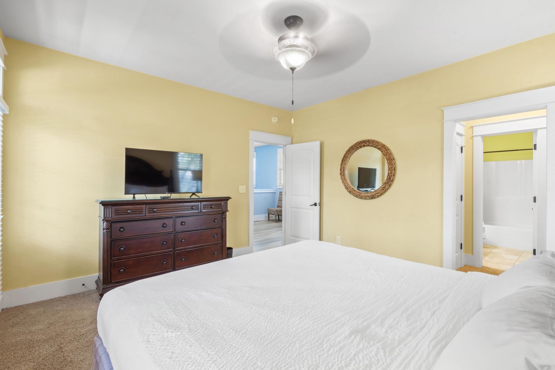 680 Olde Mill Dr. Photo 26