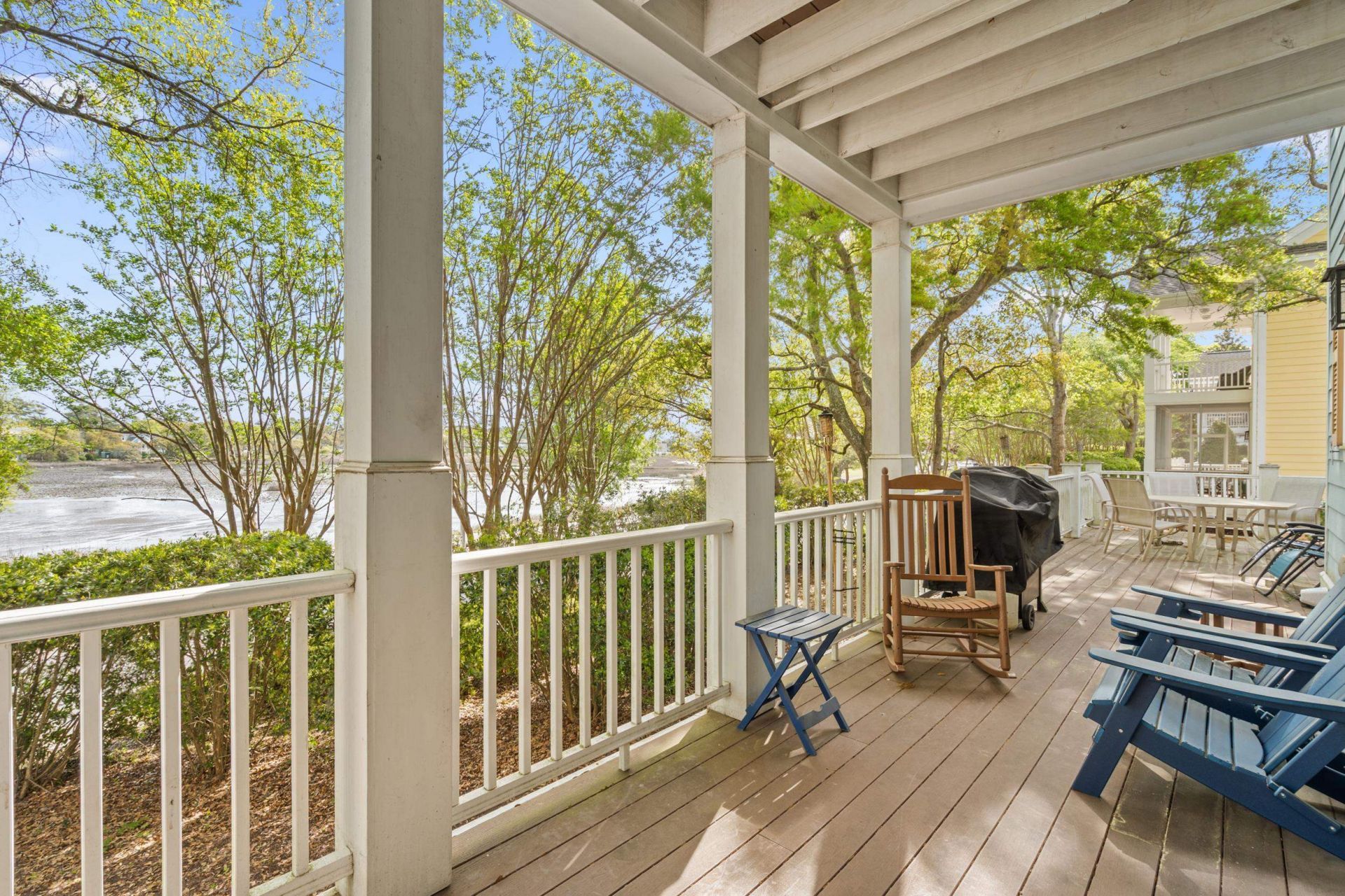680 Olde Mill Dr. Photo 32