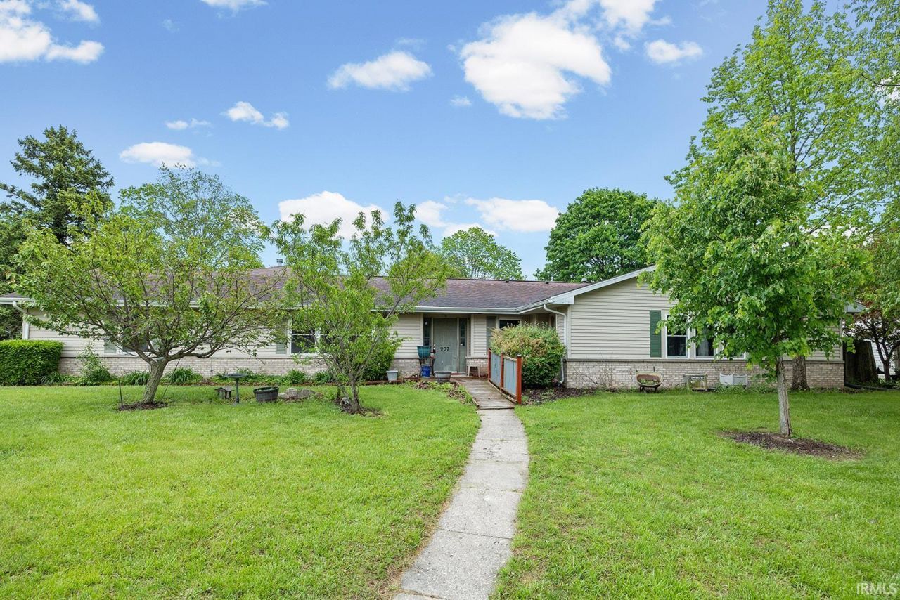 907 Woodmere Drive, Lafayette, IN 47905 Main Photo