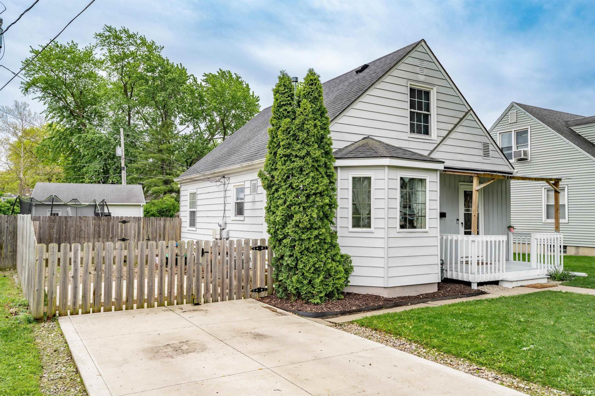 2130 N Highlands Boulevard, Fort Wayne, IN 46808 Main Photo