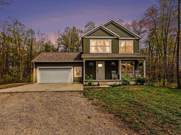 2350 S Sullivan Road, Ravenna, MI 49451
