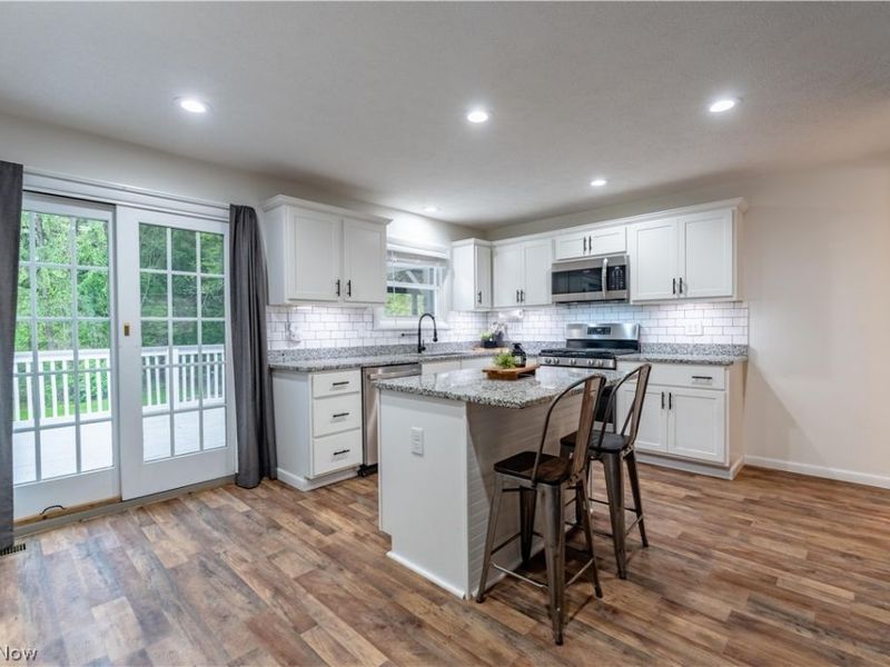 665 Ridgewood Drive, Wooster, OH 44691 Photo 6