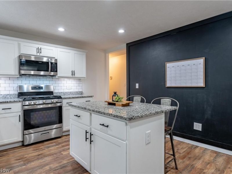 665 Ridgewood Drive, Wooster, OH 44691 Photo 9