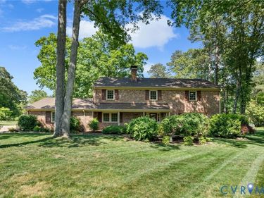 5700 Elfinwood Road , Chester, VA 23831