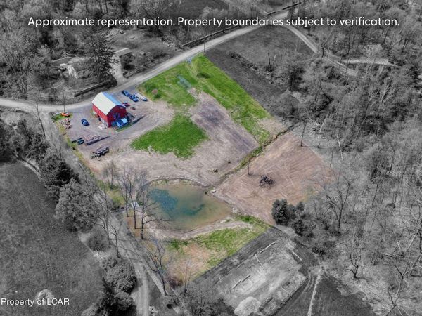 158 Cummings Road, Dallas, PA 18612