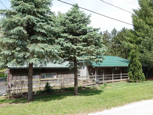 109 W 1ST Street, East Galesburg, IL 61430