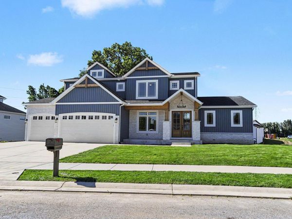 11152 Calle Jules Court, Unit 320, Osceola, IN 46561