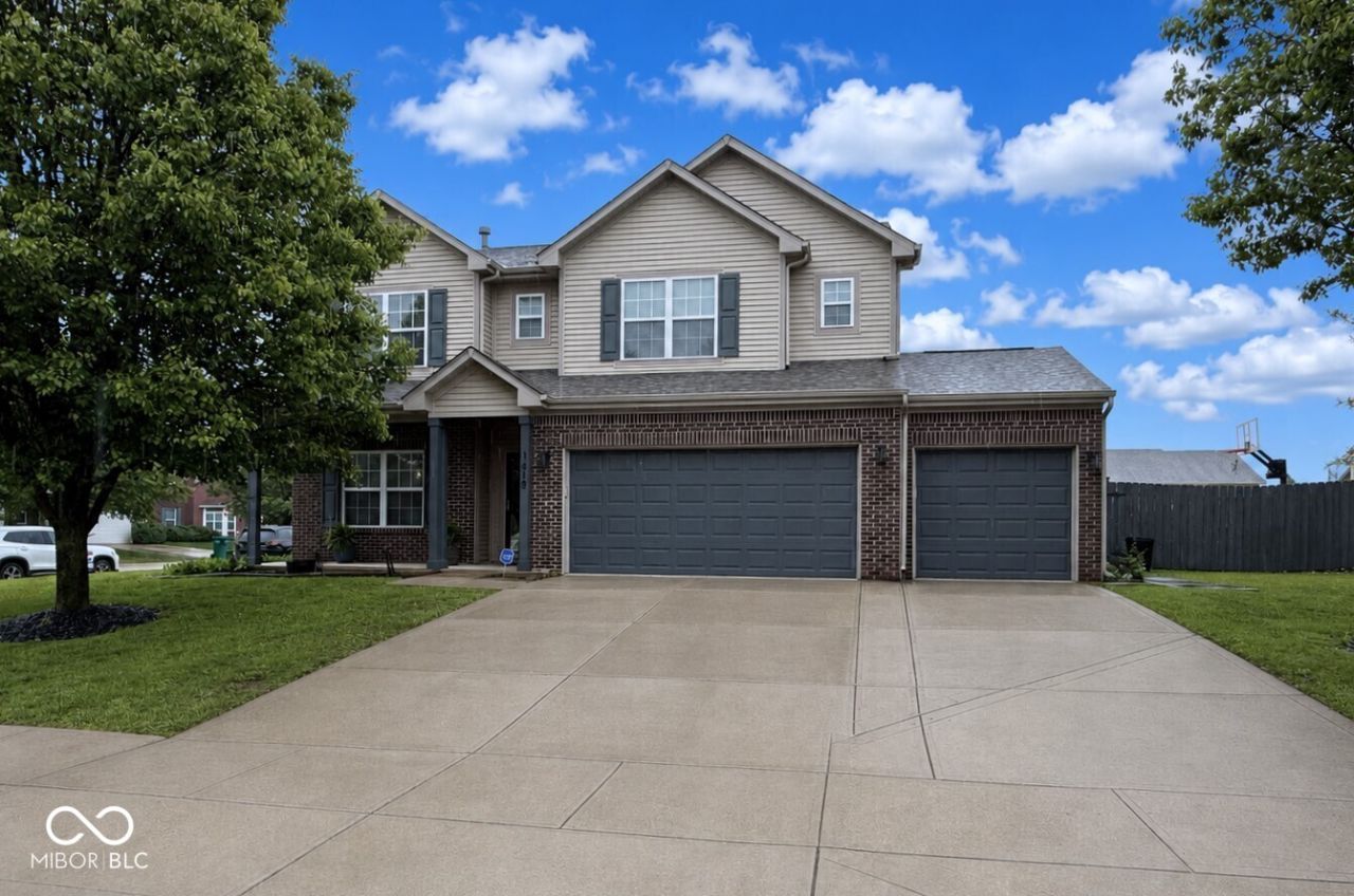 1619 Beacon Pointe Boulevard, Brownsburg, IN 46112 Main Photo