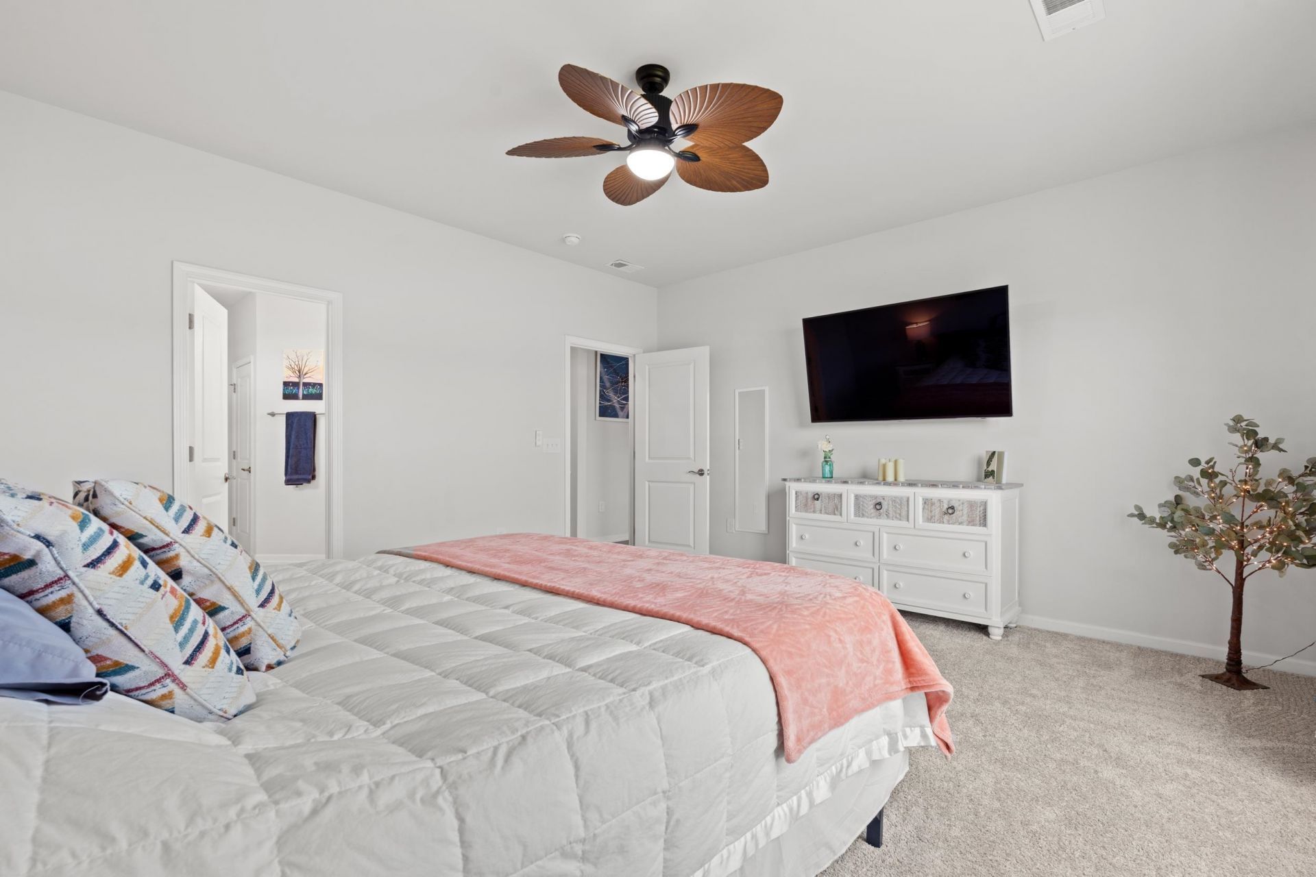 1541 Villena Dr. Photo 19