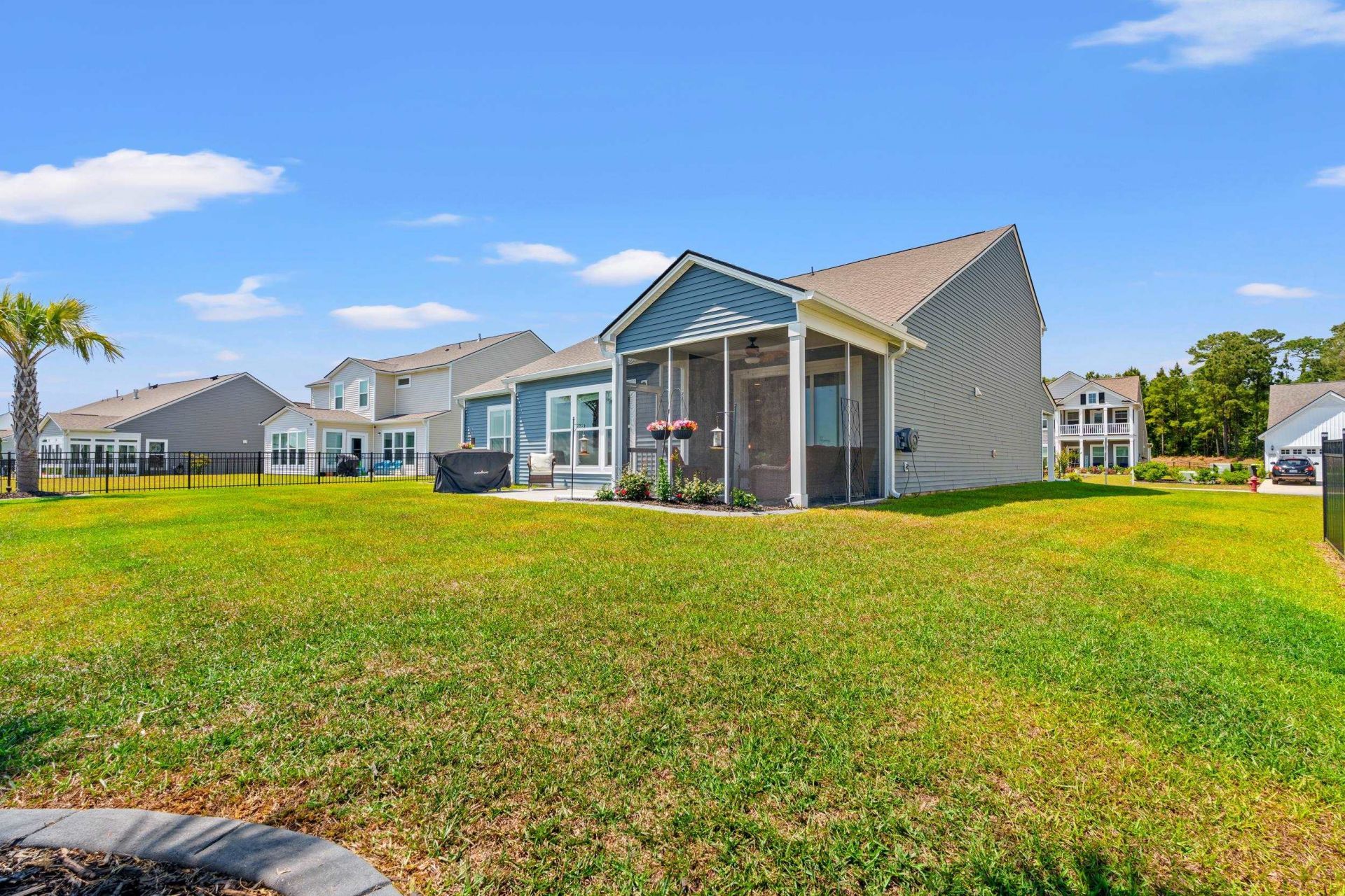 1541 Villena Dr. Photo 37