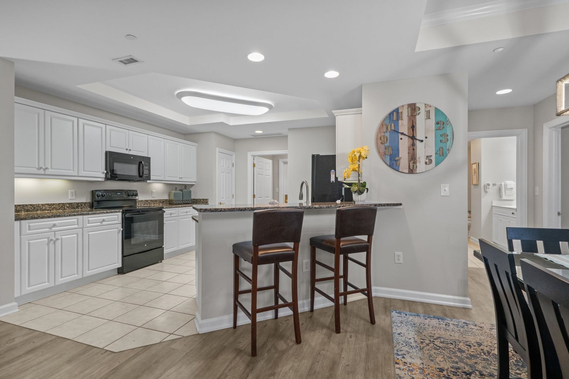 8500 Margate Circle  Photo 16