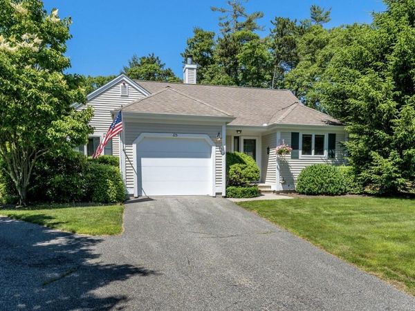 115 Pine Hill Boulevard , Mashpee, MA 02649