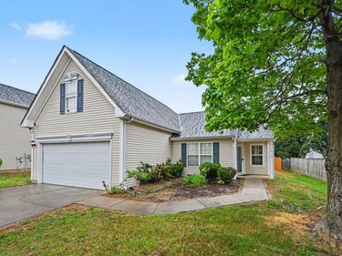1016 Penncross Drive, Raleigh, NC 27610