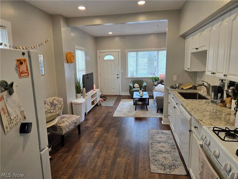 1952 E 124th Place, Cleveland, OH 44106 Photo 6
