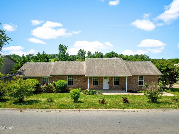 1503 Cloverdale Court, Sevierville, TN 37862