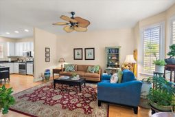 725 Natchez Circle photo 4