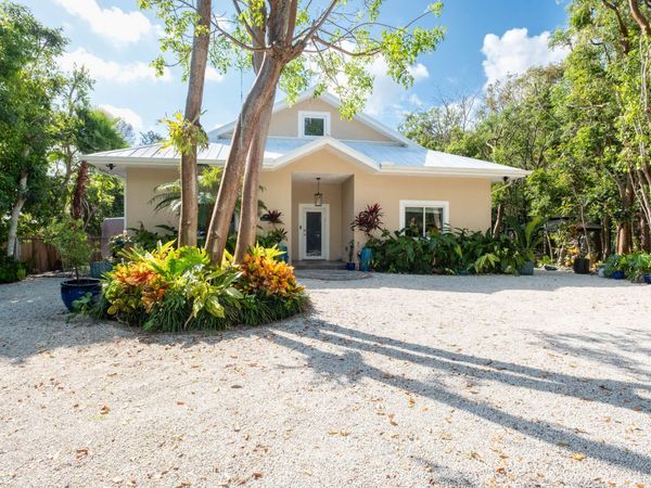 148 Iroquois Street, Tavernier, FL 33070