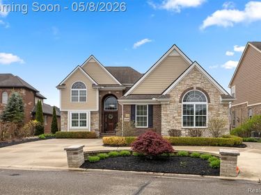 8439 Boulder Shores Drive, Green Oak Twp, MI 48178