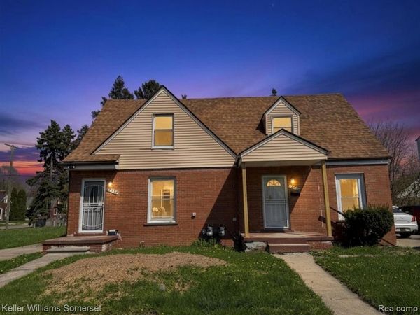 12930 Hayes Street, Detroit, MI 48205