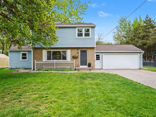7552 Westlane Avenue, Jenison, MI 49428