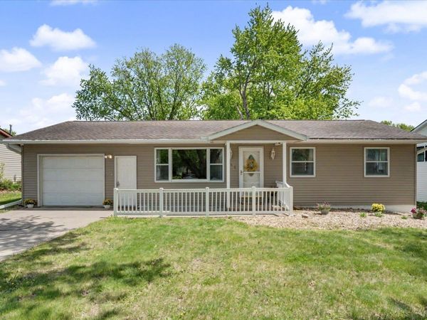 715 NW 2nd Street, Dyersville, IA 52040