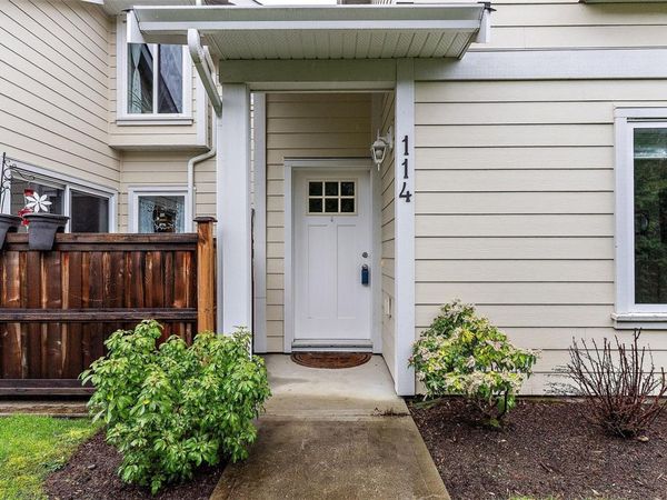 2038 Gatewood Rd, Unit #114, Sooke, BC V9Z 1L7