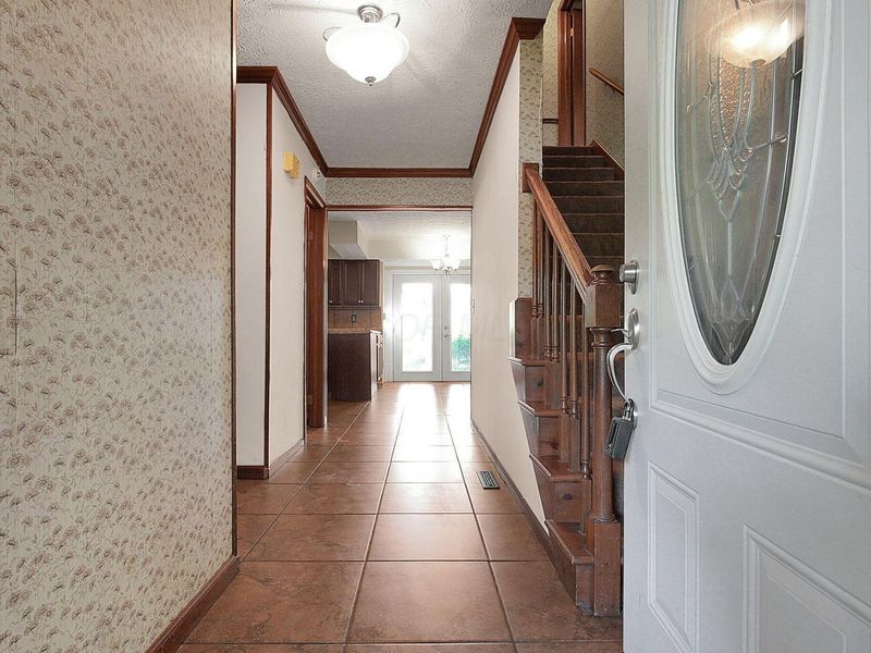 10132 Wellington Drive, Pickerington, OH 43147 Photo 4