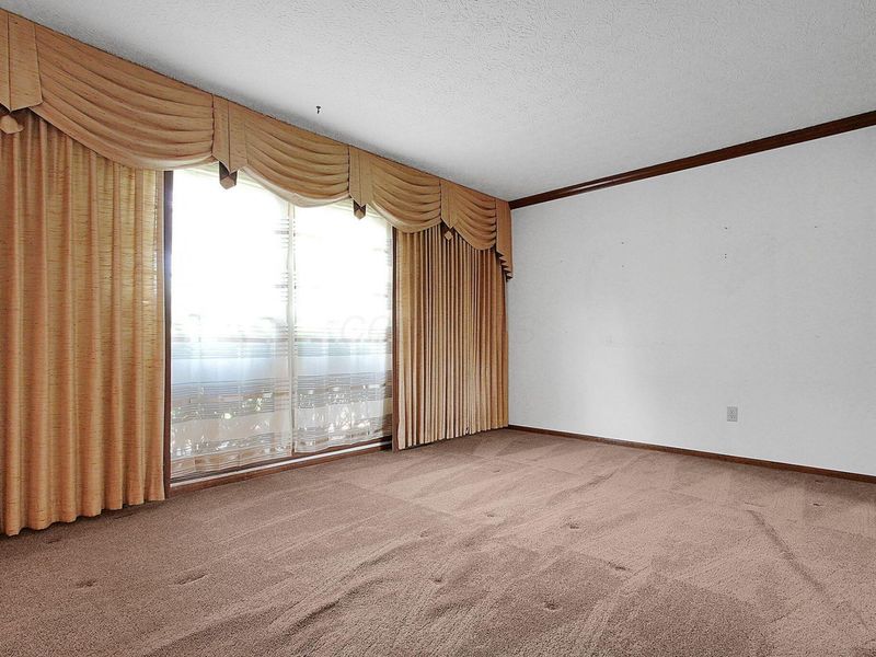10132 Wellington Drive, Pickerington, OH 43147 Photo 6