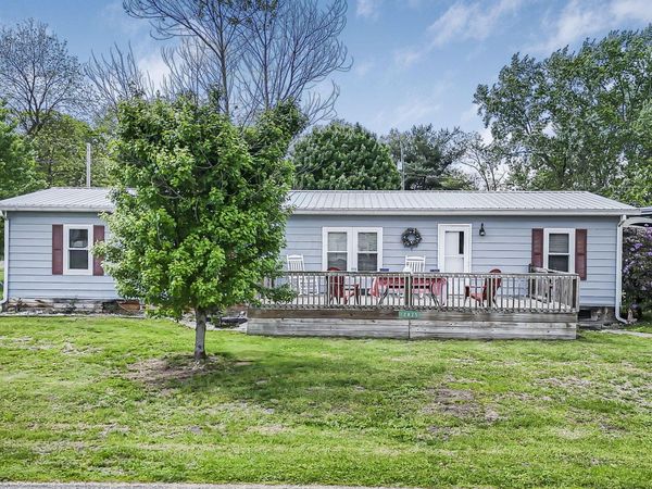 12825 2nd Avenue , Trinway, OH 43842