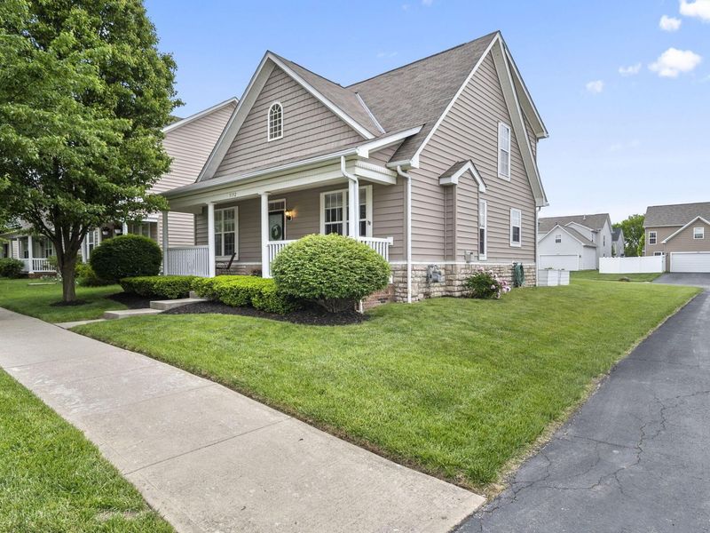 5152 Pyramid Falls Drive , Dublin, OH 43016 Photo 2