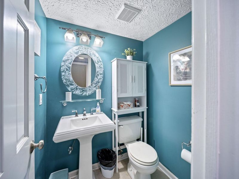 9053 Longstone Drive , Lewis Center, OH 43035 Photo 18