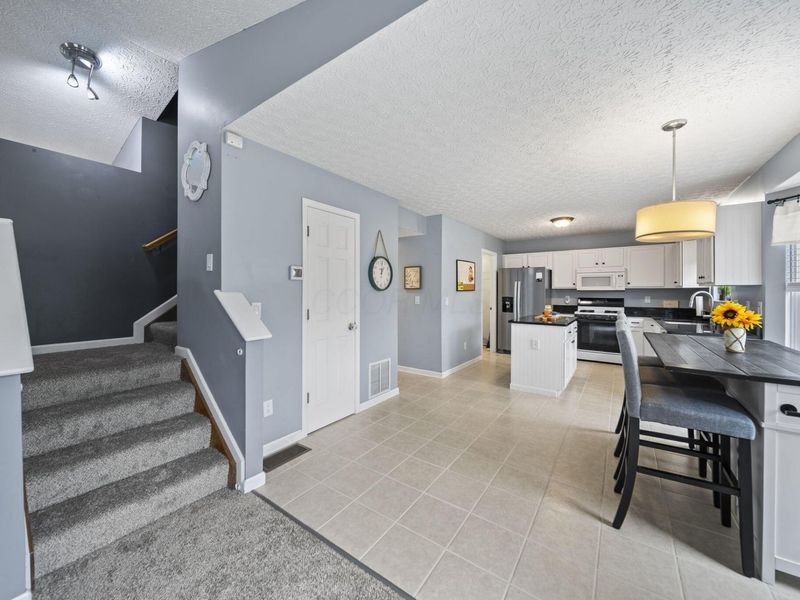 9053 Longstone Drive , Lewis Center, OH 43035 Photo 19