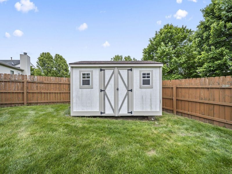 9053 Longstone Drive , Lewis Center, OH 43035 Photo 44