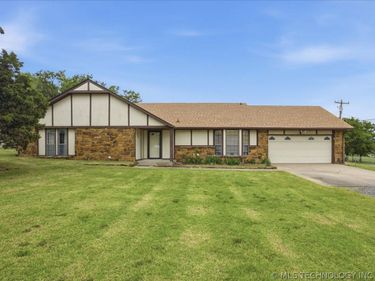 17317 E 109th Street North, Owasso, OK 74055
