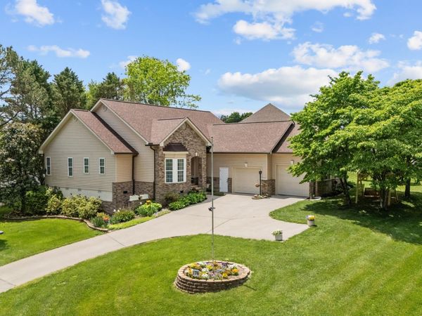 176 Amohi Way, Loudon, TN 37774