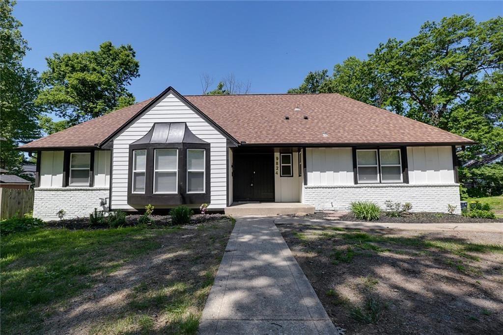 9824 Lydia Avenue, Kansas City, MO 64131 Main Photo