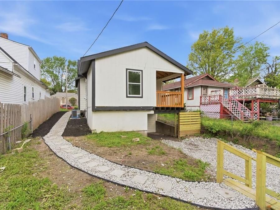 Property Image 32