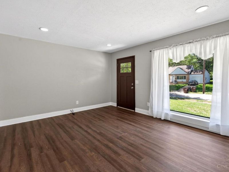 11440 Folkstone Drive, Forest Park, OH 45240 Photo 11
