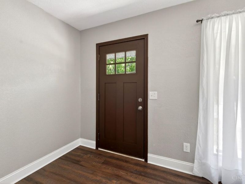 11440 Folkstone Drive, Forest Park, OH 45240 Photo 5
