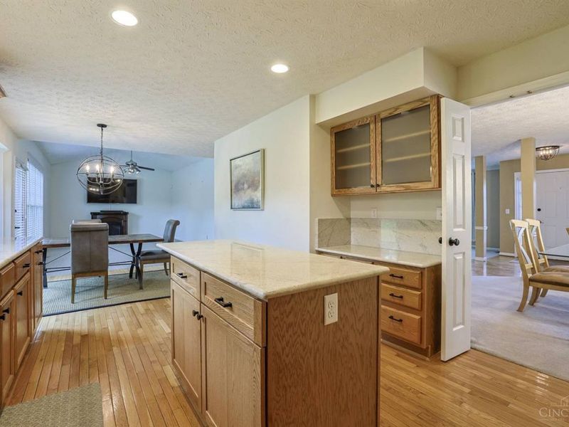 10152 Timberview Court, Cincinnati, OH 45215 Photo 12
