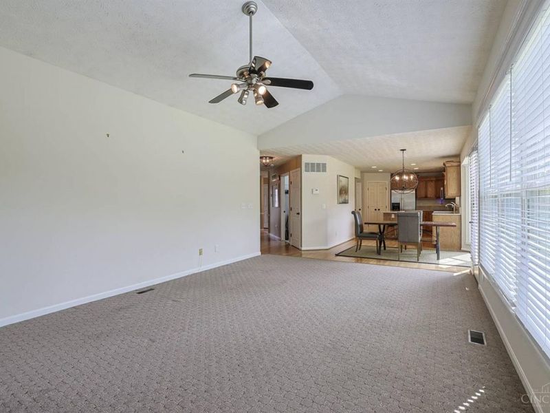 10152 Timberview Court, Cincinnati, OH 45215 Photo 17