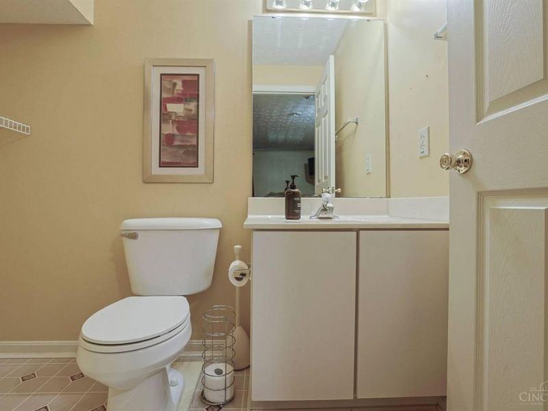 10152 Timberview Court, Cincinnati, OH 45215 Photo 38