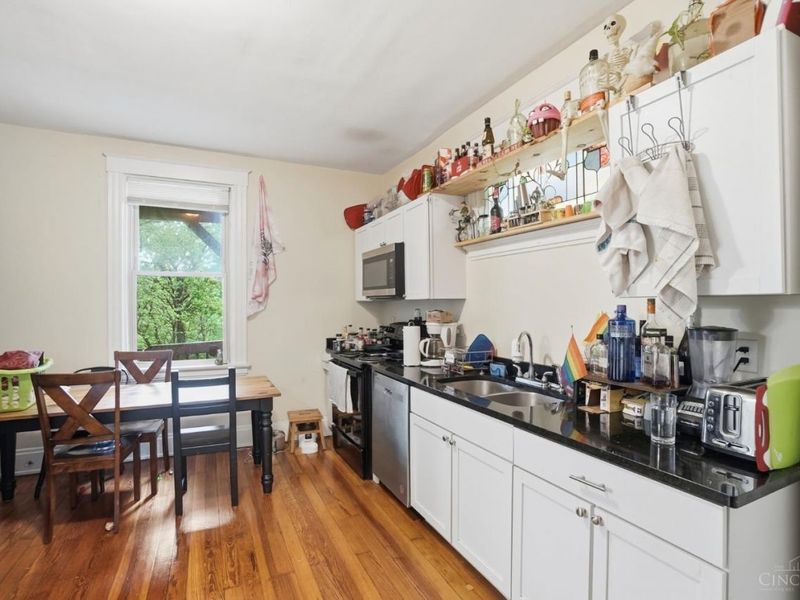 407 Warner Street, Cincinnati, OH 45219 Photo 7