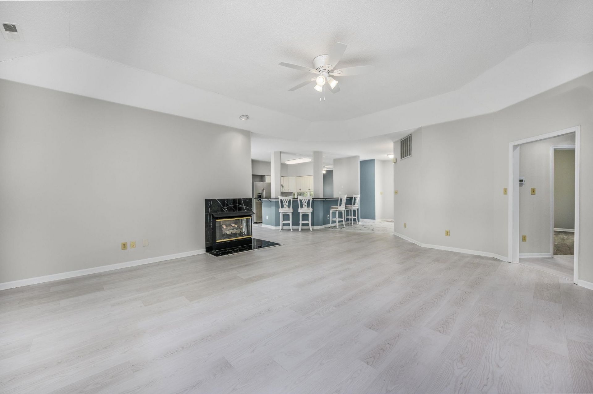 1802 Spinnaker Dr. Photo 10