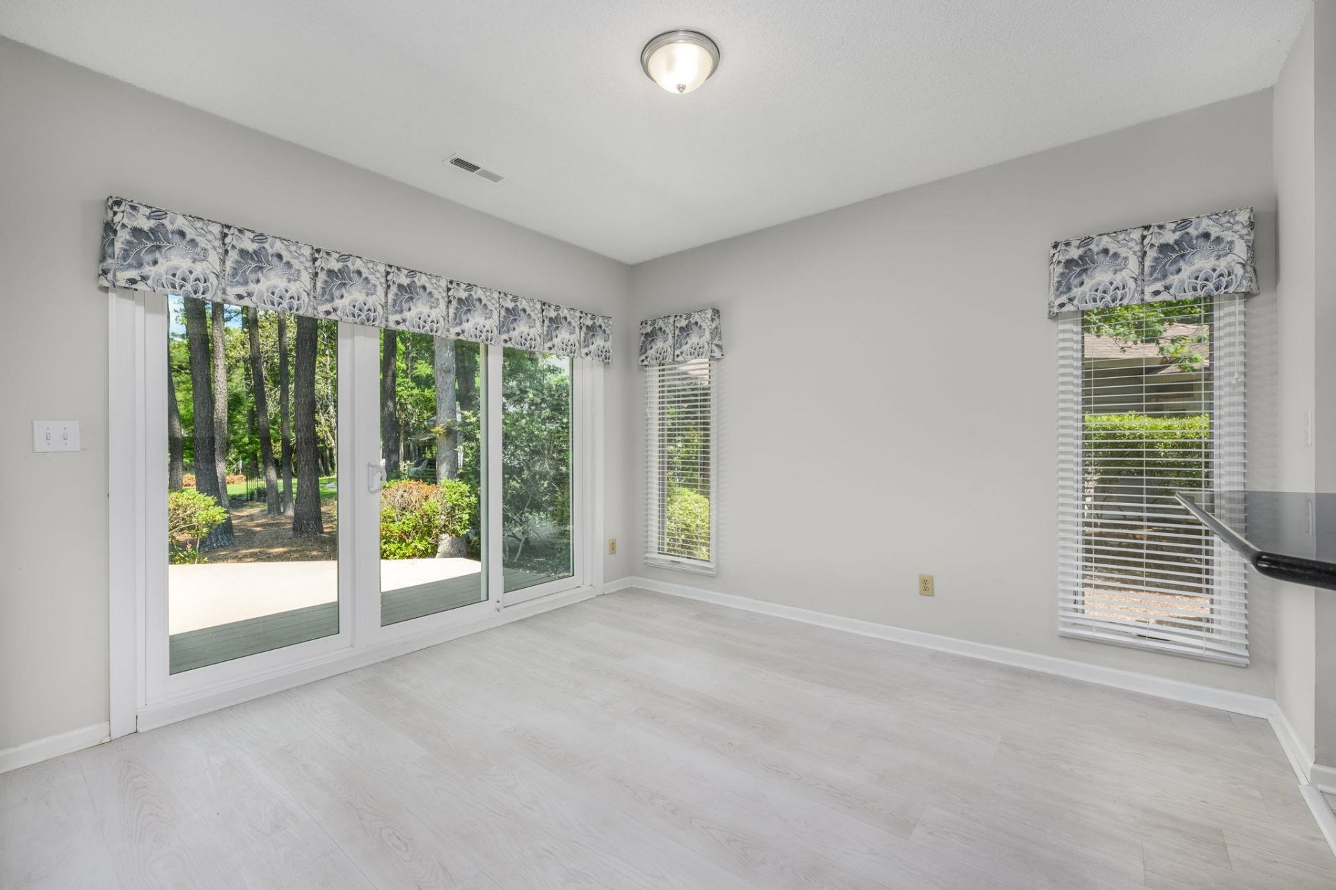 1802 Spinnaker Dr. Photo 17